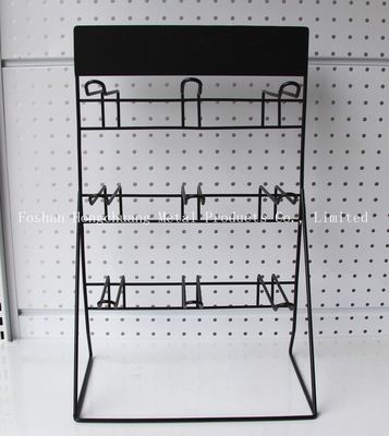 Het zwarte Rek van de de Batterijvertoning van H500mm W310mm, het Hulpmiddelrek Pegboard van de Garagemuur