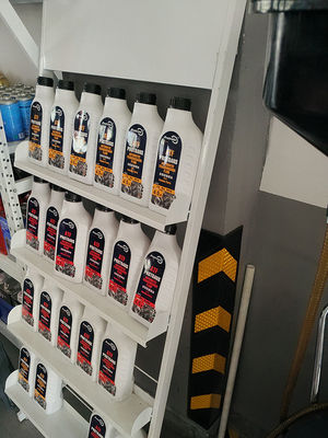 Het rek Witte Hoogte 1500mm Diepte 300mm van de productvertoning Vertoning het Opschorten voor Detailhandels